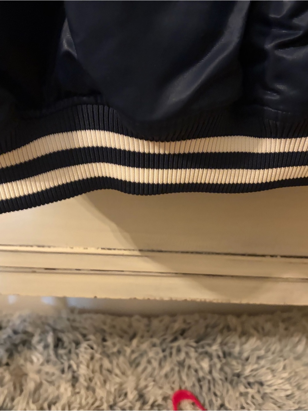 New York Yankees Navy Satin Bomber Jacket - Classic Script Authentic Majestic XL - Picture 8 of 9